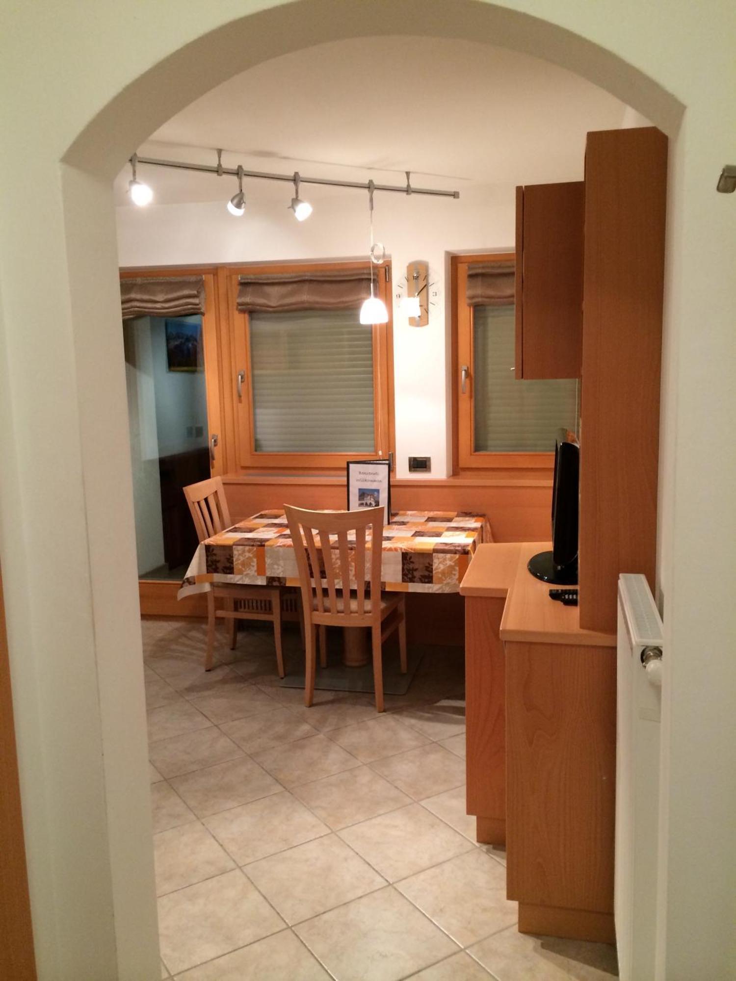 Ciasa Mascotte Apartment San Vigilio Di Marebbe Phòng bức ảnh